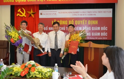 Lễ công bố quyết định bổ nhiệm Chủ tịch kiêm Tổng Giám đốc và bổ nhiệm lại các phó Tổng Giám đốc Công ty Dịch vụ Agribank
