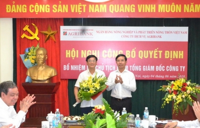 Lễ công bố quyết định kéo dài thời hạn giữ chức vụ Chủ tịch - Tổng Giám đốc Công ty Dịch vụ Agribank