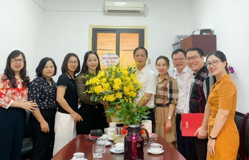 CÔNG TY DỊCH VỤ AGRIBANK CHÚC MỪNG KỶ NIỆM 1 NĂM NGÀY THÀNH LẬP TRUNG TÂM NGÂN QUỸ MIỀN BẮC