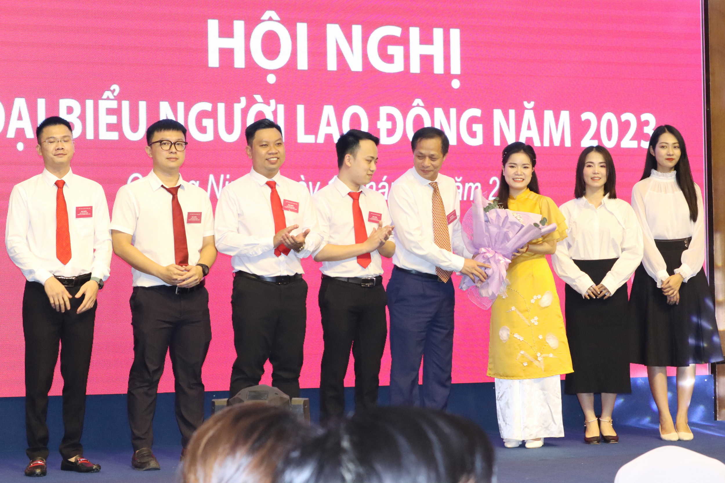 CÔNG TY DỊCH VỤ AGRIBANK TỔ CHỨC HỘI NGHỊ ĐẠI BIỂU NGƯỜI LAO ĐỘNG NĂM 2023.